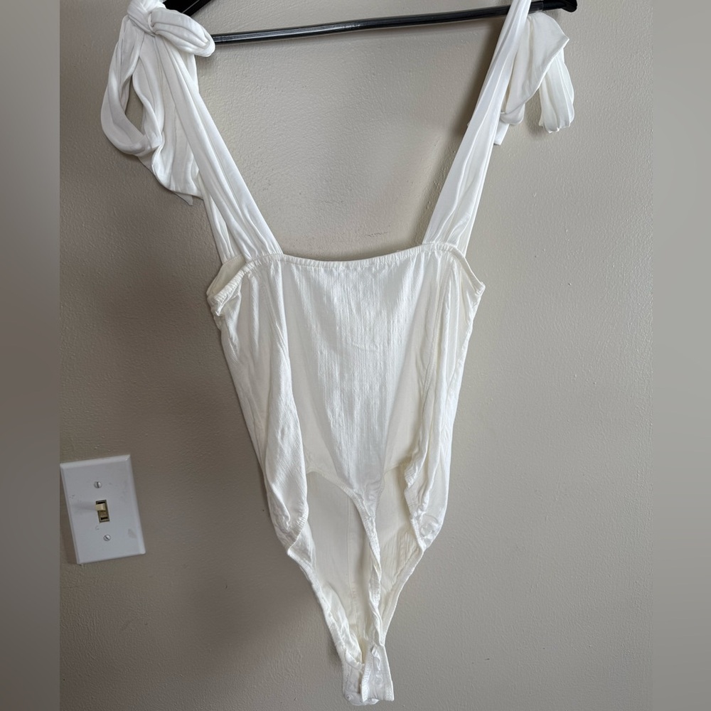 Free People Bodysuit with ties - Picture 10 of 13